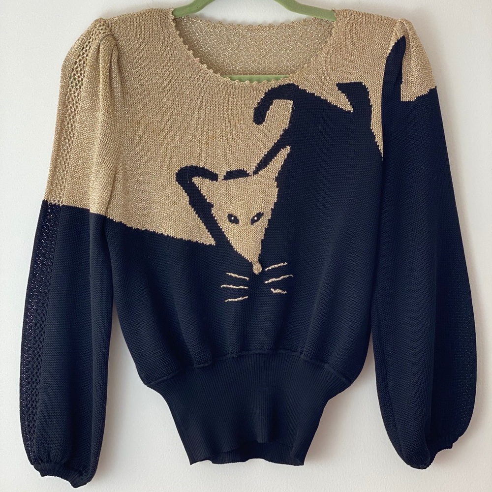 Rare Woman’s Vintage Black Gold metallic knit Top xs s